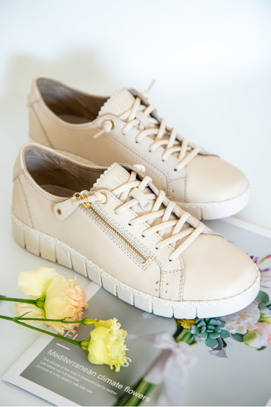 Комфортные кеды Jana с ортопедической стелькой.